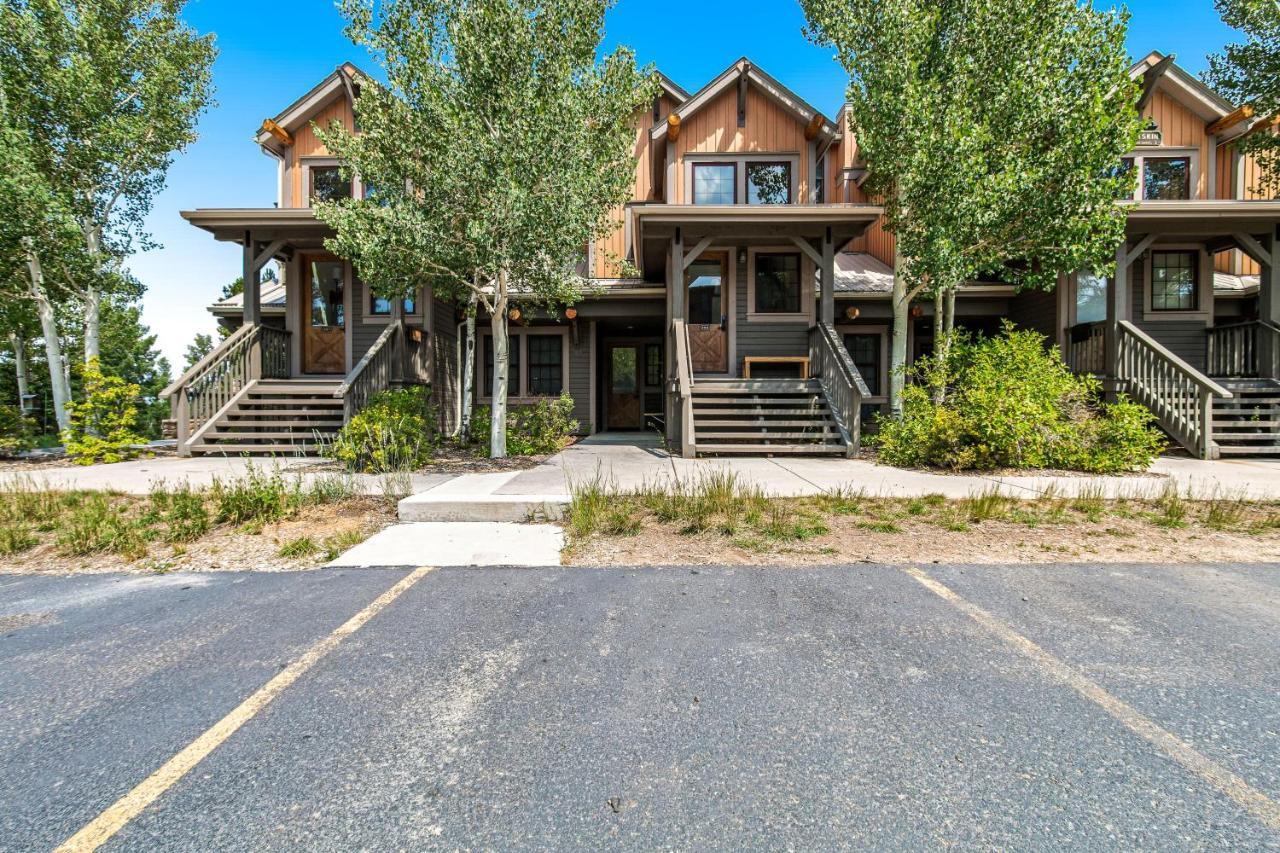 Kicking Horse Lodges 3-202 グランビー エクステリア 写真